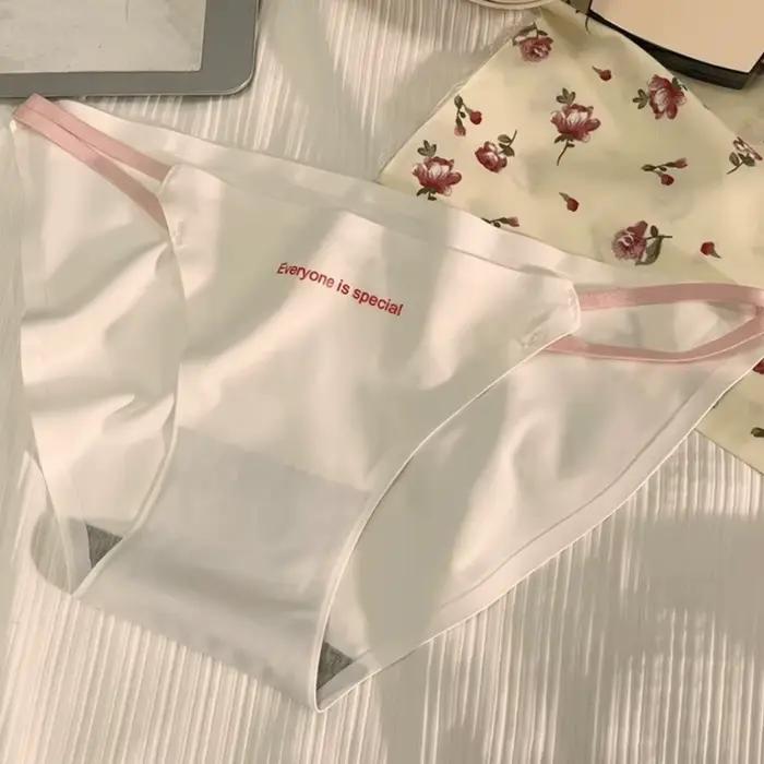 Culottes d'été Sweet Letter respirantes à fines bretelles sans coutures taille basse pour femme