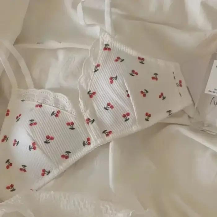 Soutien-gorge coréen simple en dentelle à imprimé cerises, sans couture, pour fille, mignon, froncé,