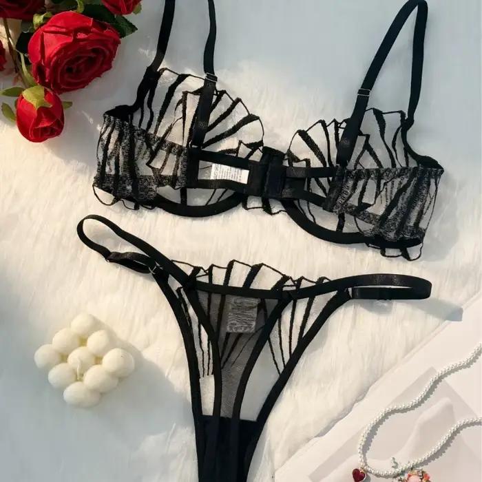 Ensemble de lingerie en dentelle noire – Soutien-gorge push-up et culotte en maille transparente ave