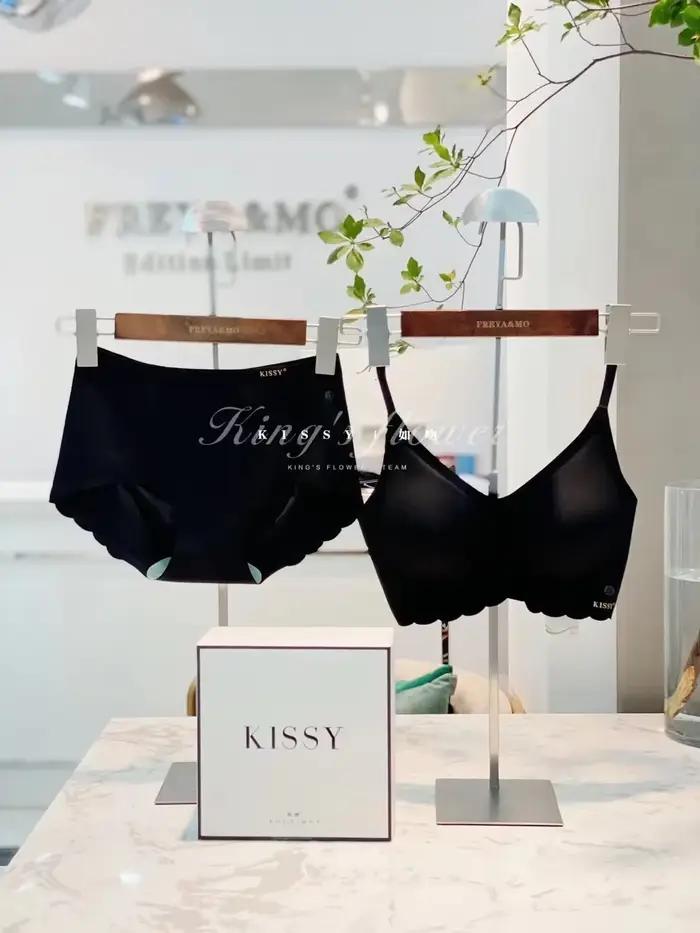 Ensemble de soutien-gorge de sport Quantum Kd'appareils. y, tel que la liaison Kd'appareils ontari, 