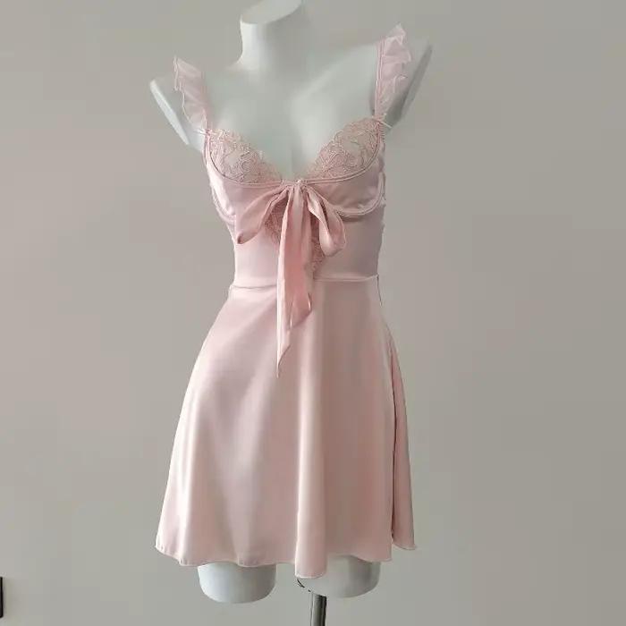 Nouveau Sexy Lingeire jarretelle chemise de nuit vêtements de nuit pour femmes Satin soie été pyjama