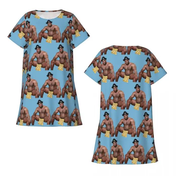 Wood Sitting On Bed Barry Wood Black Guy Meme Robe de nuit à manches courtes pour femmes, robe de nu