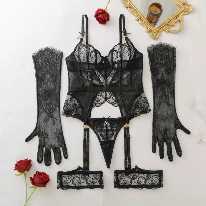 Ensemble de lingerie haut de gamme Ellolace pour femme : Corset en dentelle Willowy, string, 2 pièce