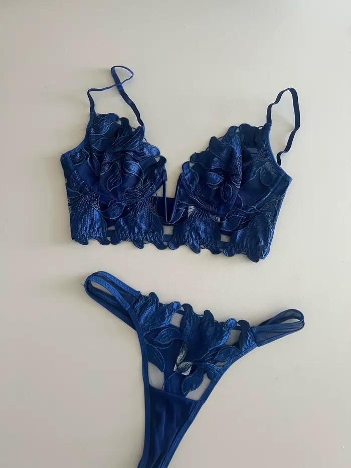 Bleu marine profond v sous-vêtements sexy broderie dentelle sexy ultra-mince soutien-gorge slips cos