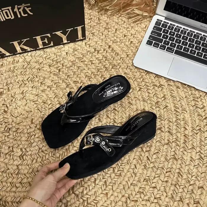 Tongs d'été pour femmes, antidérapantes, populaires en ligne, style coréen mignon, plates à semelle 