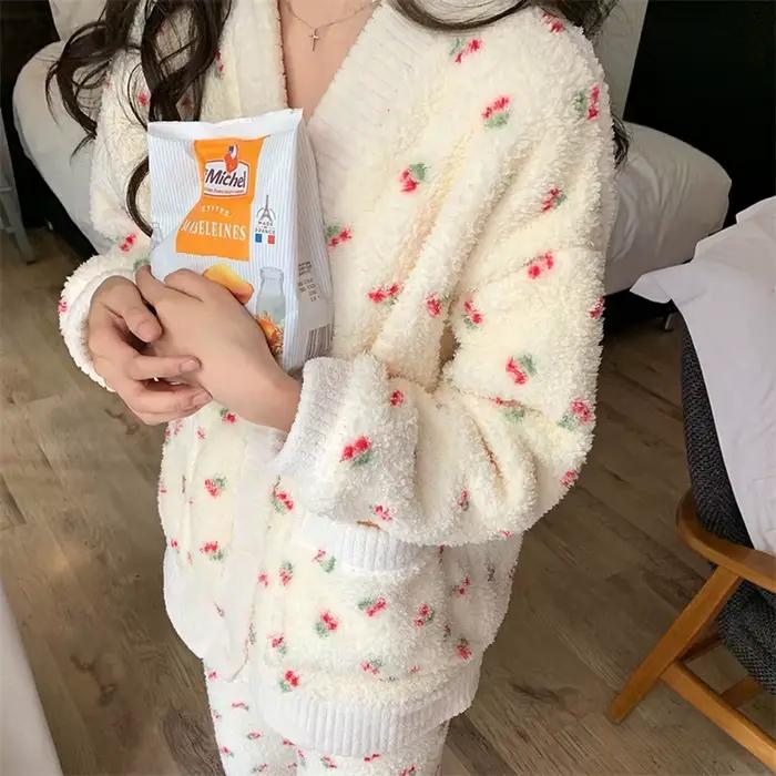 Pyjamas pour femmes chaud doux hiver flanelle maison vêtements femme mignon doux ensemble de vêtemen