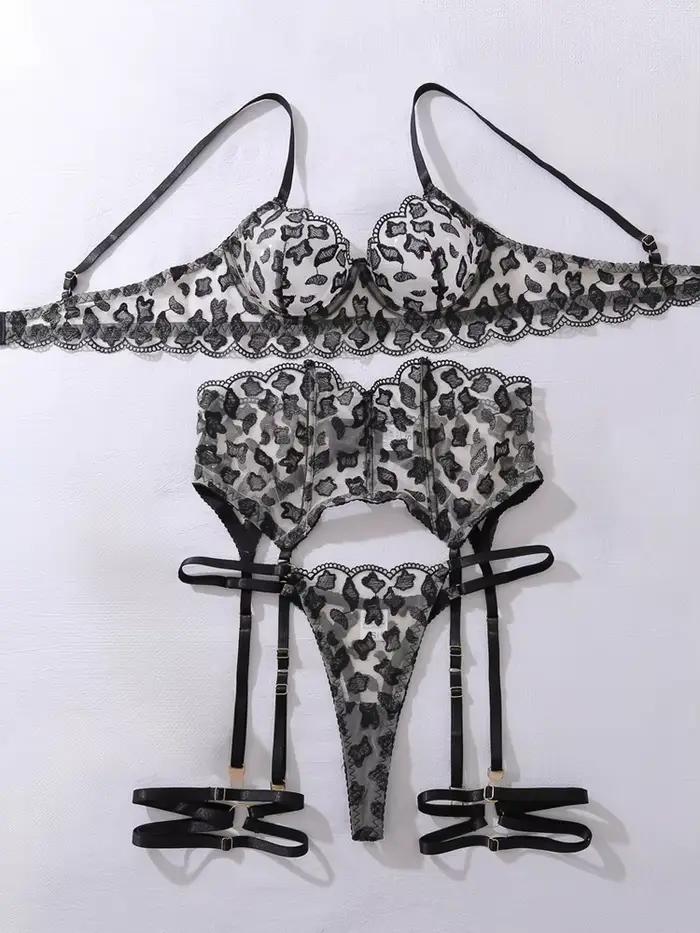 Ensemble de Lingerie érotique nuisette Lingerie sensuelle dentelle 2025 ensemble de soutien-gorge po