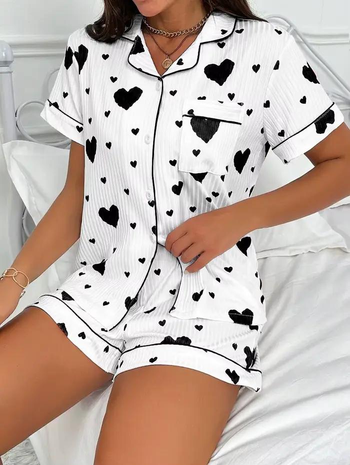 Ensemble pyjama imprimé cœur pour femmes, décontracté, manches courtes, haut à revers avec boutons e