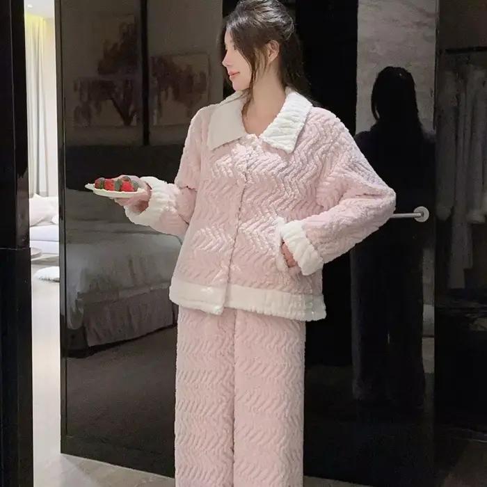Pyjama trois pièces en flanelle pour femme, nouveau style, avec poches obliques et motifs gaufrés, t
