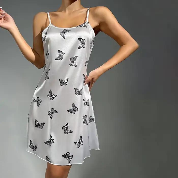Chemise de nuit soyeuse et confortable pour femmes, imprimé papillons, coupe basse, pour une sensation de fraîcheur en été, robe de nuit Chic, pyjama de maison