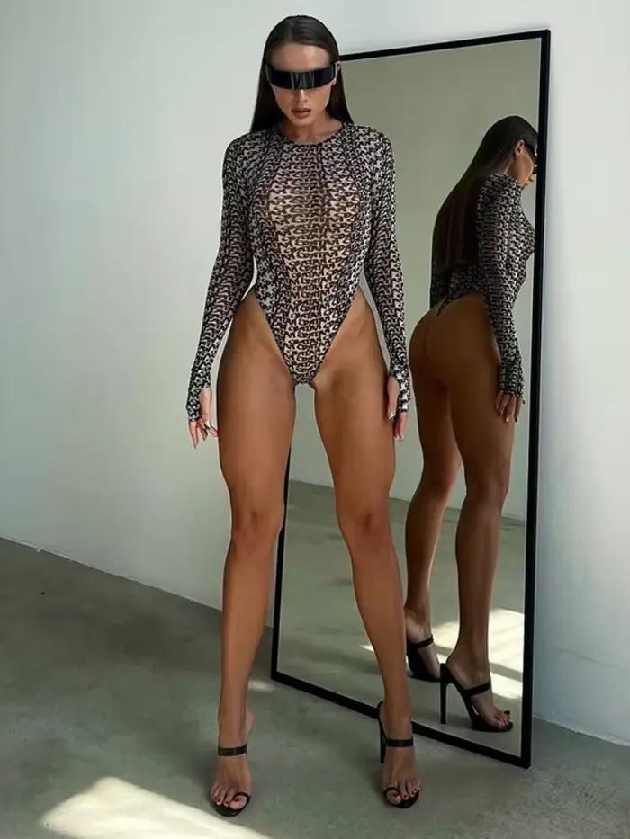 Body sexy à manches longues pour femmes, lingerie féminine, bustier cintré, vêtement Y2k, streetwear printemps été, col rond, ajustement régulier, polyester élasthanne