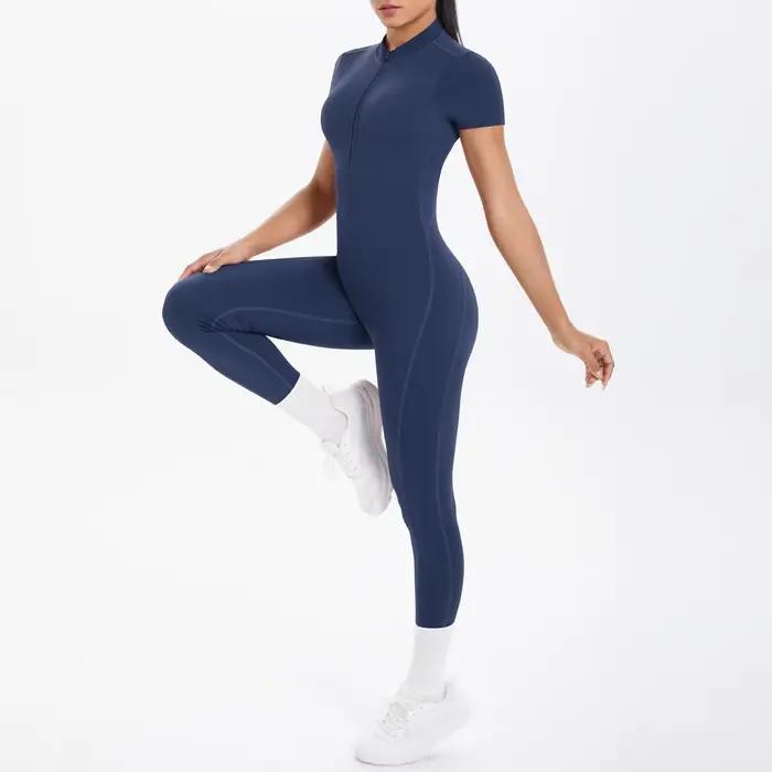 Sexy odhalený chrbát priliehavá Scrunch kombinéza zdvíha zadok ženy tanec Fitness overal Push Up s vankúšikom na prsia