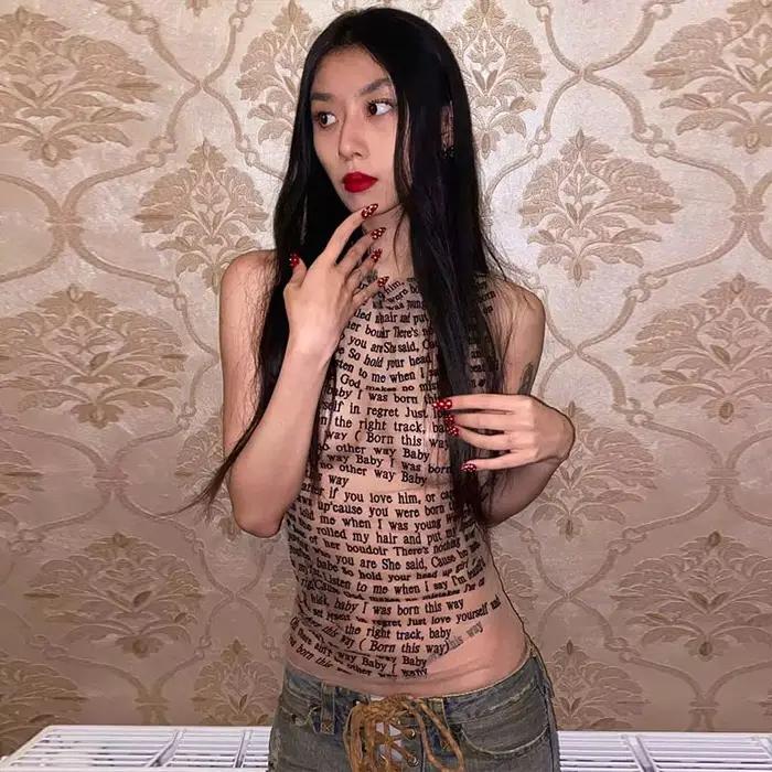 Dámske tričko s okrúhlym výstrihom z cenného úpletu