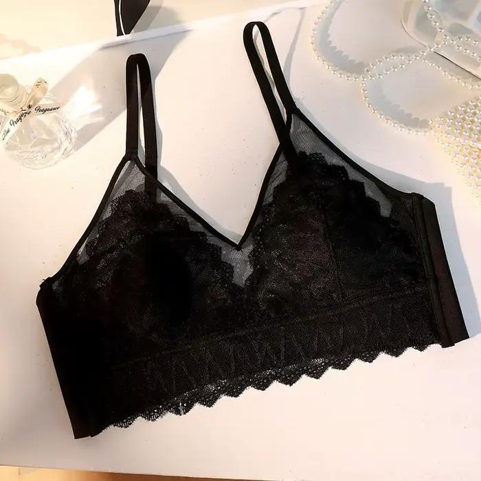 Čierna čipkovaná push-up podprsenka s vypchávkami pre ženy