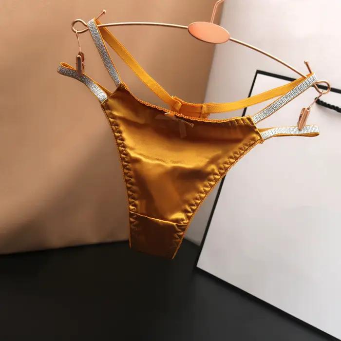 Dámske nízke nohavičky saténové s tenkými ramienkami jednofarebné spodné prádlo Sexy tangá t-back