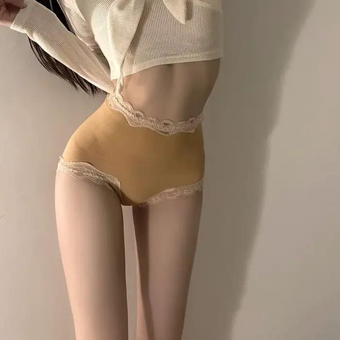 Dámske sexy nohavičky japonská čipka študentské trojuholníkové