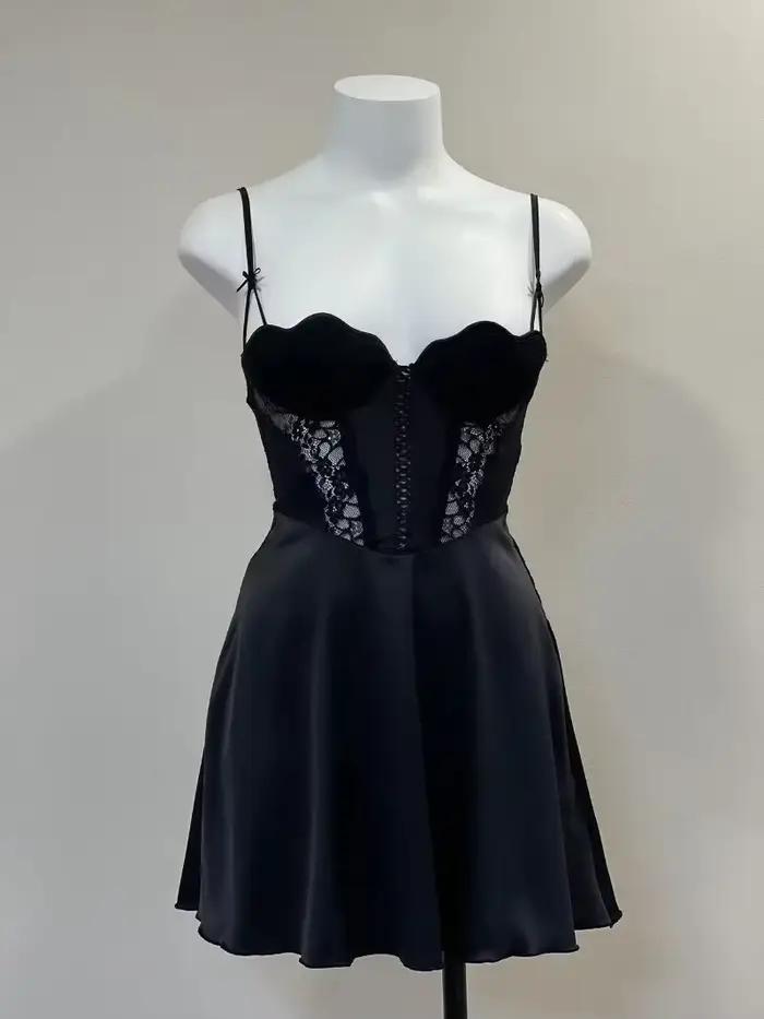 Chemise de nuit élégante en soie douce, vêtements de nuit Sexy pour femmes, Lingerie érotique, vêtements de nuit d'été en dentelle ajourée pour dames