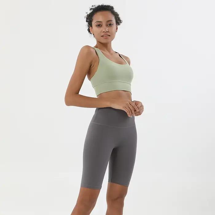 Ensemble de yoga femme sans manches, haut de sport avec soutien-gorge intégré, shorts élastiques pour fitness, course à pied et cyclisme 45 couleurs disponibles