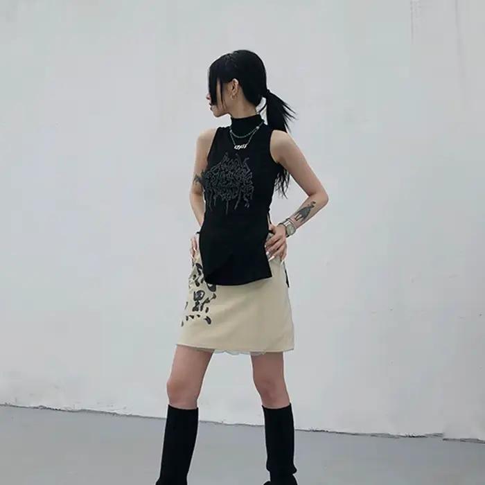Karrcat Yamamoto Štýlové čierne tielko Grunge gotický rolák topy Cyber Y2k Chic dizajnérske oblečenie tmavá estetika Streetwear