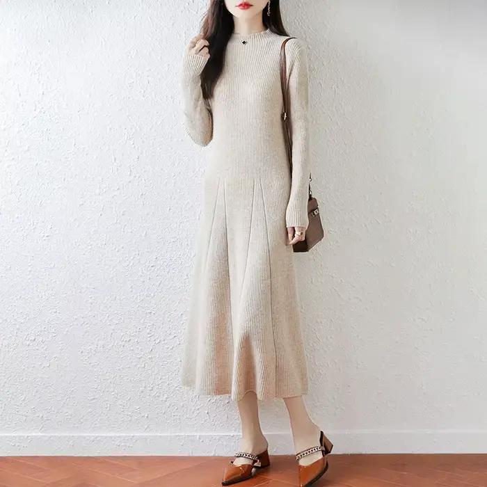 Nové dámske šaty s okrúhlym výstrihom a svetrom z 100% merino vlny na jeseň a zimu
