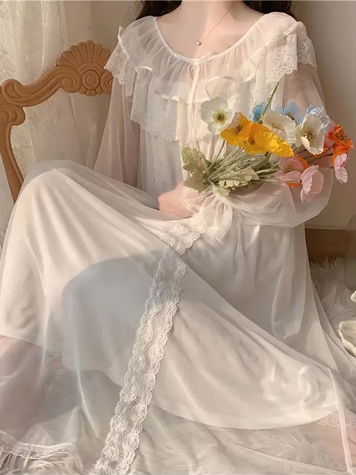 Femmes volants Vintage chemises de nuit Lolita pyjama princesse blanc dentelle maille fée robe de nuit victorienne chemise de nuit vêtements de détente