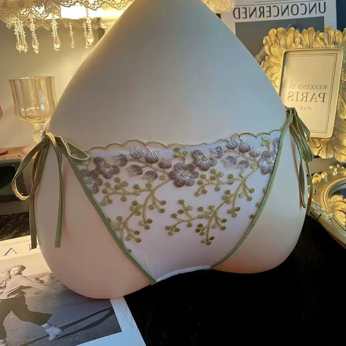 Dámske vintage nohavičky s kvetinovou čipkou