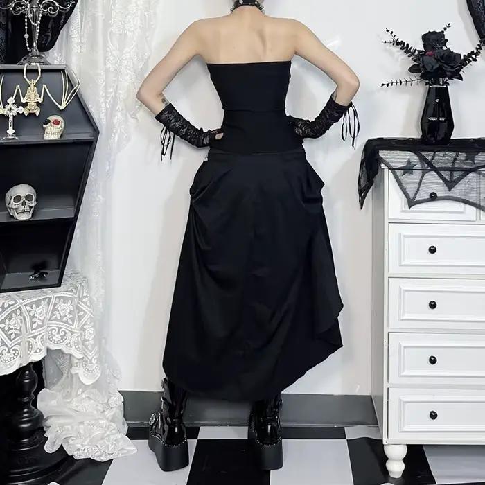 Robe gothique Harajuku Emo pour femmes style alternative grunge avec rivets et coupe a-ligne occasion spéciale