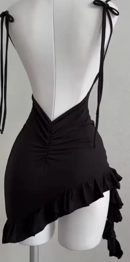 Sexi šaty so šnurovaním na chrbte pre dievčatá