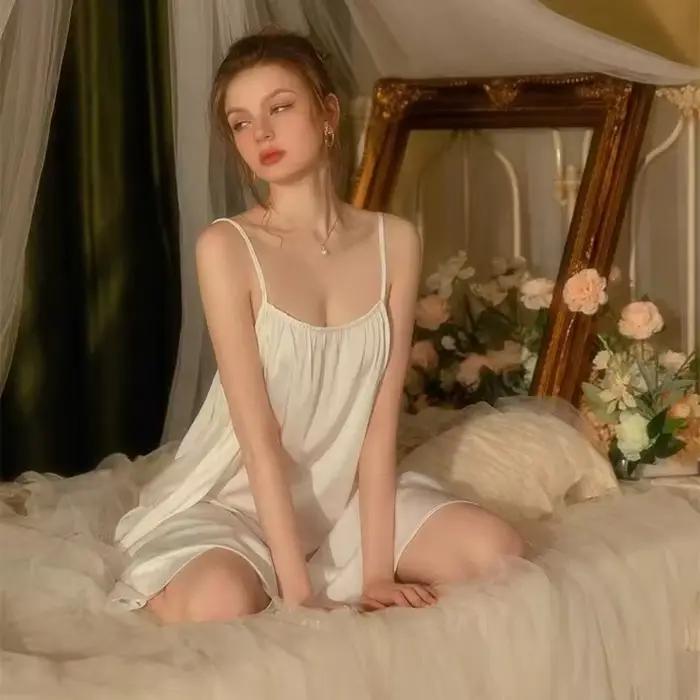 Robe de nuit d'été en soie glacée grande taille, pour 150 kg, très grande taille, coupe ample et fine, mini-robe, pyjama à bretelles, tendance Ins, sexy, vêtements d'intérieur