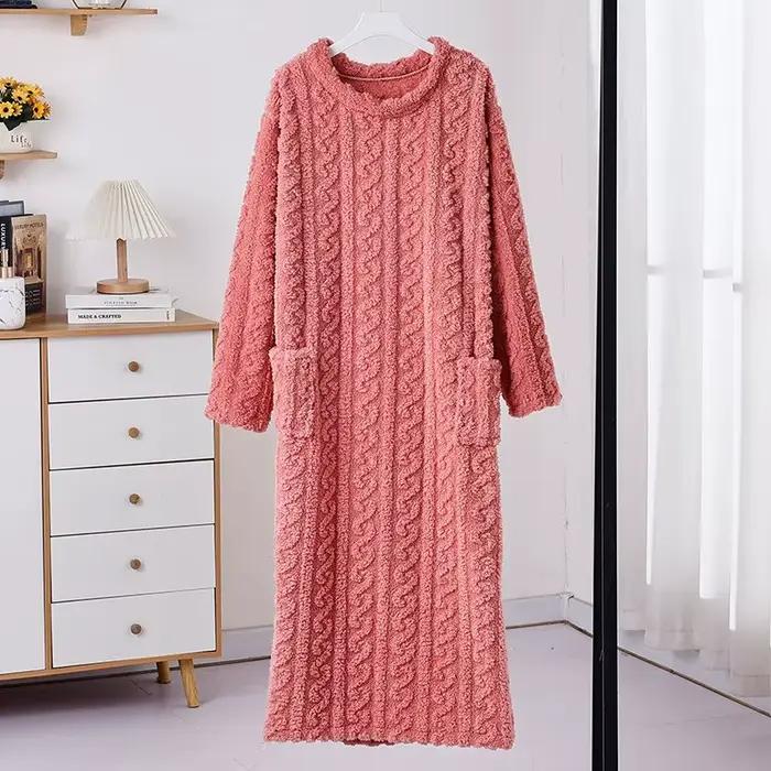 Chemise de nuit Jacquard en polaire corail pour femmes, vêtements de maison amples et chauds, doublé polaire et épais, pyjama mi-long en flanelle