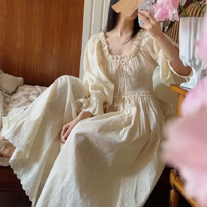 Vysokokvalitná vintage mäkká čistá bavlnená dlhá nočná košeľa pre ženy s dlhými rukávmi