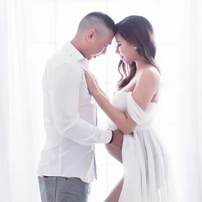 Robe de maternité sexy et club en polyester avec dentelle pour femmes, couleurs corail et blanc, silhouette sirène, pour grossesse, baby shower et photoshoots