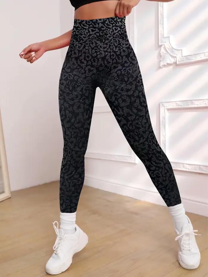 Bezšvové joggingové nohavice s leopardím vzorom a broskyňovým zadkom