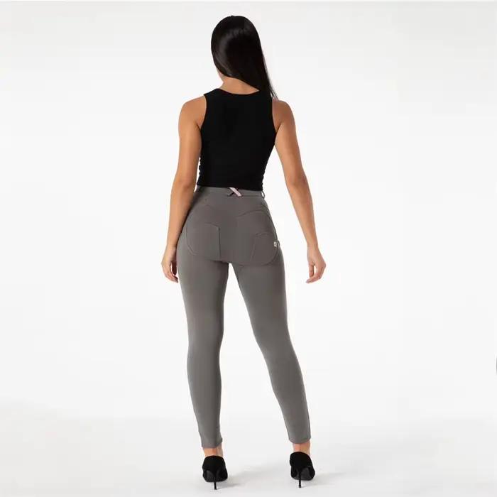 Shascullfites Melody - Stredne vysoké push-up nohavičky pre ženy