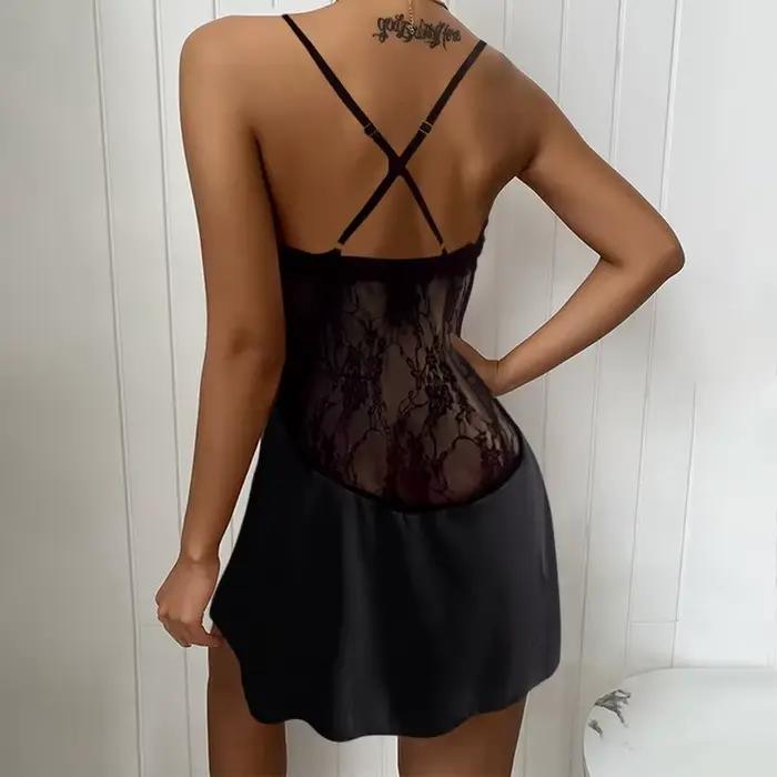 Sexy nočná košeľa pre ženy s čipkou a nízkym výstrihom