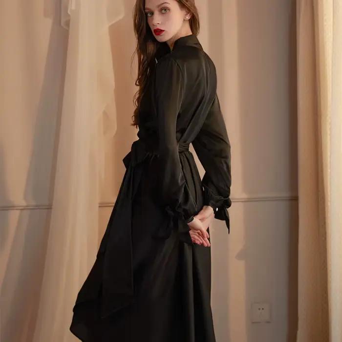 Dámska nočná košeľa s dlhými rukávmi Sexy voľnočasové oblečenie pre nevestu Kimono župan Šaty s výstrihom do V Saténové