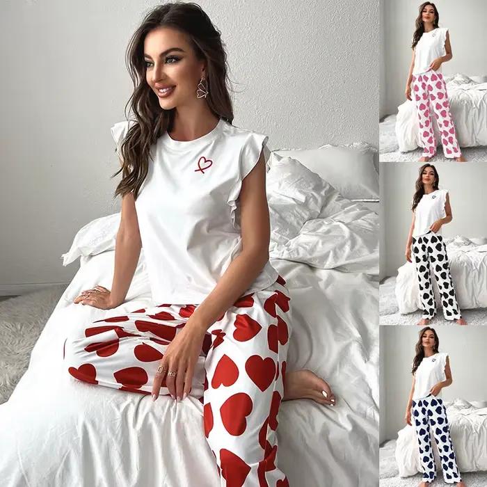Pyjama confortable pour femmes, T-shirt à manches courtes avec pantalon imprimé cœur, vêtements de maison décontractés, ensemble de vêtements de détente