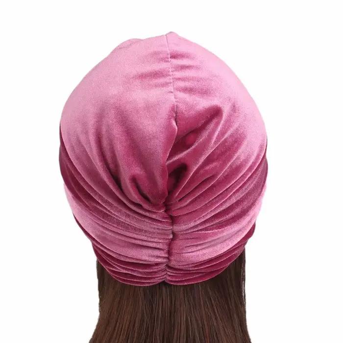 Pružný zamatový turban pre ženy