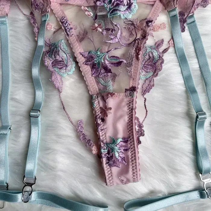 Lingerie féerique sexy, sous-vêtements transparents à fleurs, jarretière à volants, sous-vêtements délicats et intimes, tenues transparentes magnifiques