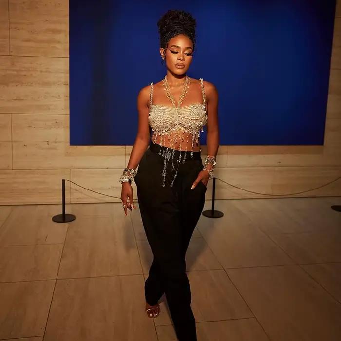 Lustre en cristal fait à la main pour femme, Bralette, Bikini, chaîne de corps de mariée, bijoux, haut de soutien-gorge perlé