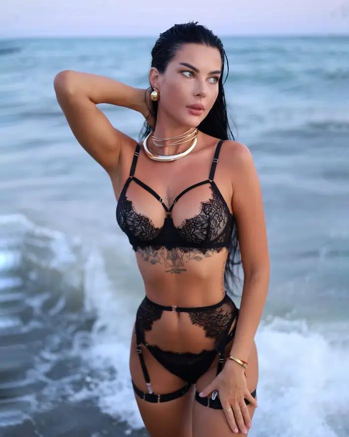 Ellolace adulte audacieux Lingerie femme vêtements Sexy tenues Costume érotique chaud Sissy nouveau en dentelle correspondant sous-vêtements brésiliens