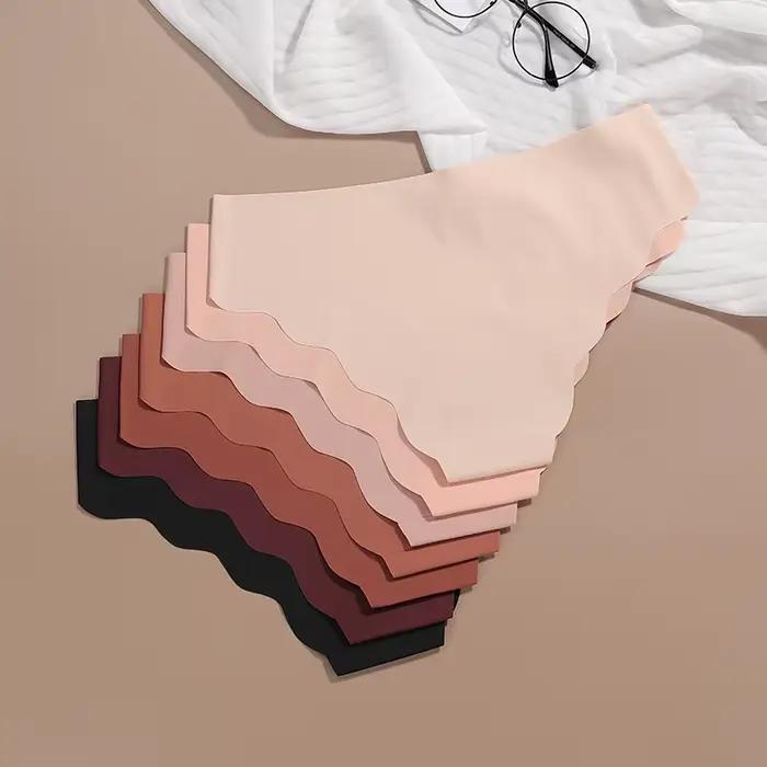 Offre spéciale nouveau Design découpé au Laser dames taille basse sans Trace culotte femmes confortable glace soie Invisible sans couture culotte