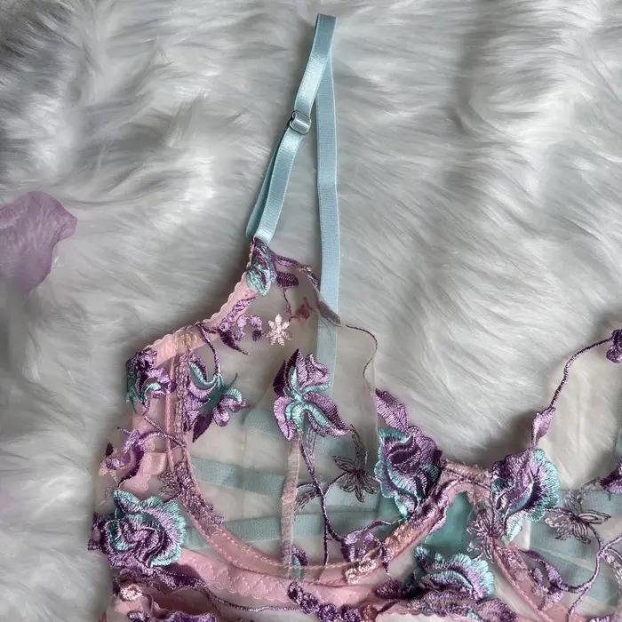 Lingerie féerique sexy, sous-vêtements transparents à fleurs, jarretière à volants, sous-vêtements délicats et intimes, tenues transparentes magnifiques