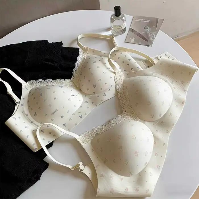 Dámska podprsenka: Elegantná čipka s kvetinovým vzorom