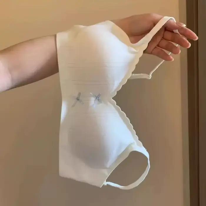 Bezšvová podprsenka pre ženy