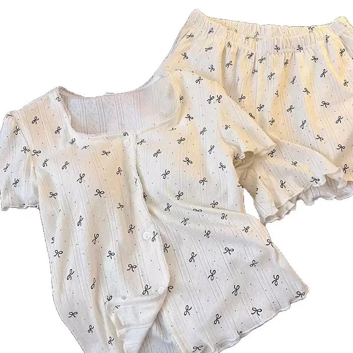 Pyžamo Sweet Girl s krátkym rukávom a šortkami s vankúšikmi na prsia a mašľou