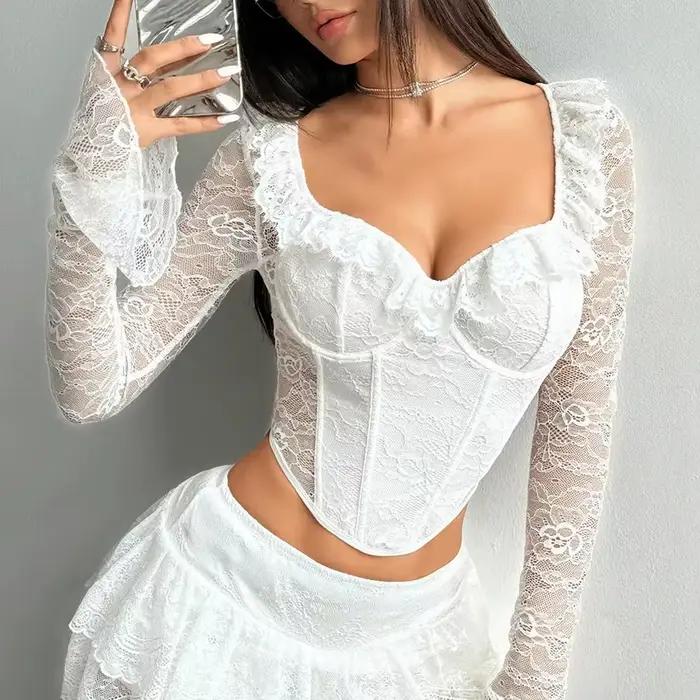 Elegantný biely korzet s dlhými rukávmi pre ženy