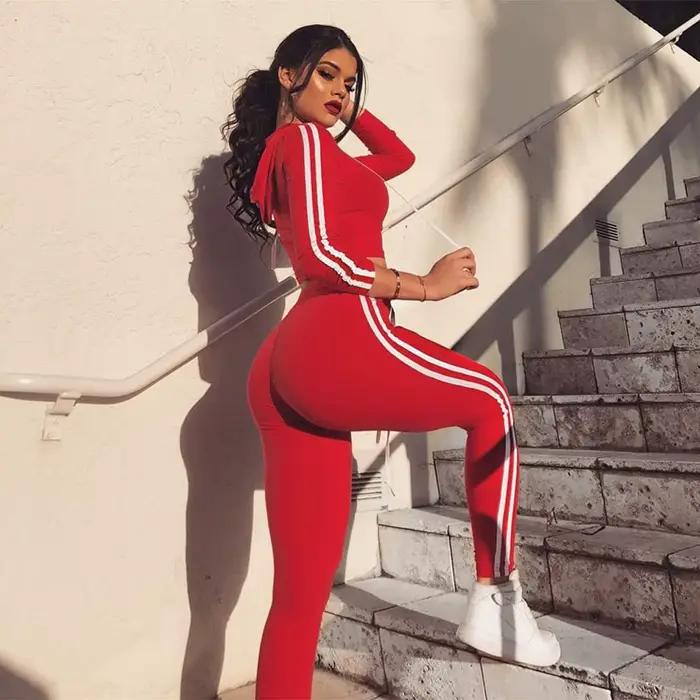 Ensemble de survêtement femme Fitness décontracté 2 pièces ensembles côté rayé à capuche culture hauts et pantalons survêtement extensible deux pièces tenue Chandal