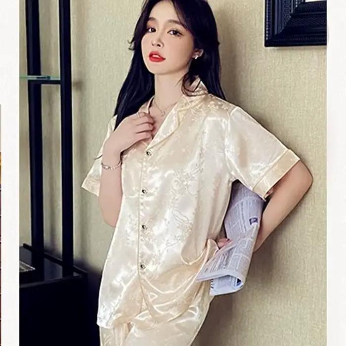 Conjuntos De Pijama nouveau Satin De soie vêtements De nuit femmes pyjama ensembles revers manches courtes chemise pantalon costume mode maison vêtements