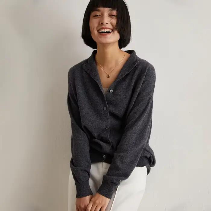Dámsky vlnený cardigan